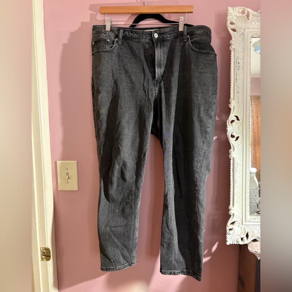 Abercrombie & Fitch Curve Love Mom Cut High Rise Washed Black Jeans